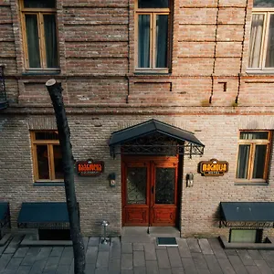 Magnolia Hotel